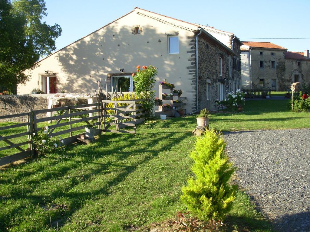 Le Jardin Des Pierres Brunes Saint-Jean-des-Ollières Exterior foto